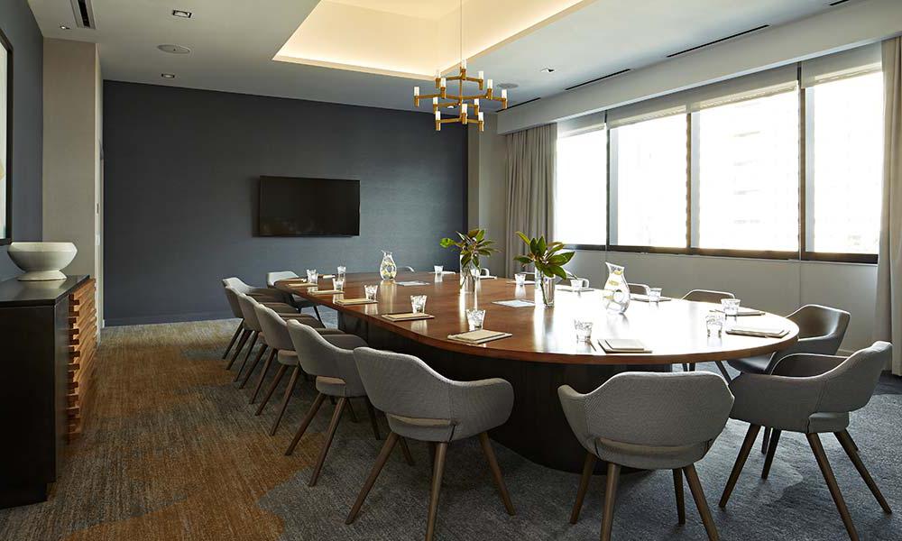 oak-room-boardroom-natural-light-meeting-space-sawyer-sacramento